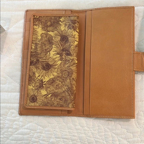 Floral Patterned Brown Shoulder Bag - Picture 10 of 13